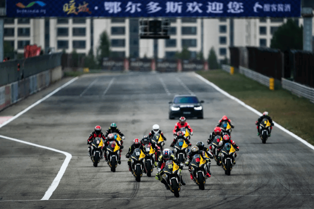 赛事持续完, 依托鄂尔多 赛事持续完, 依托鄂尔多